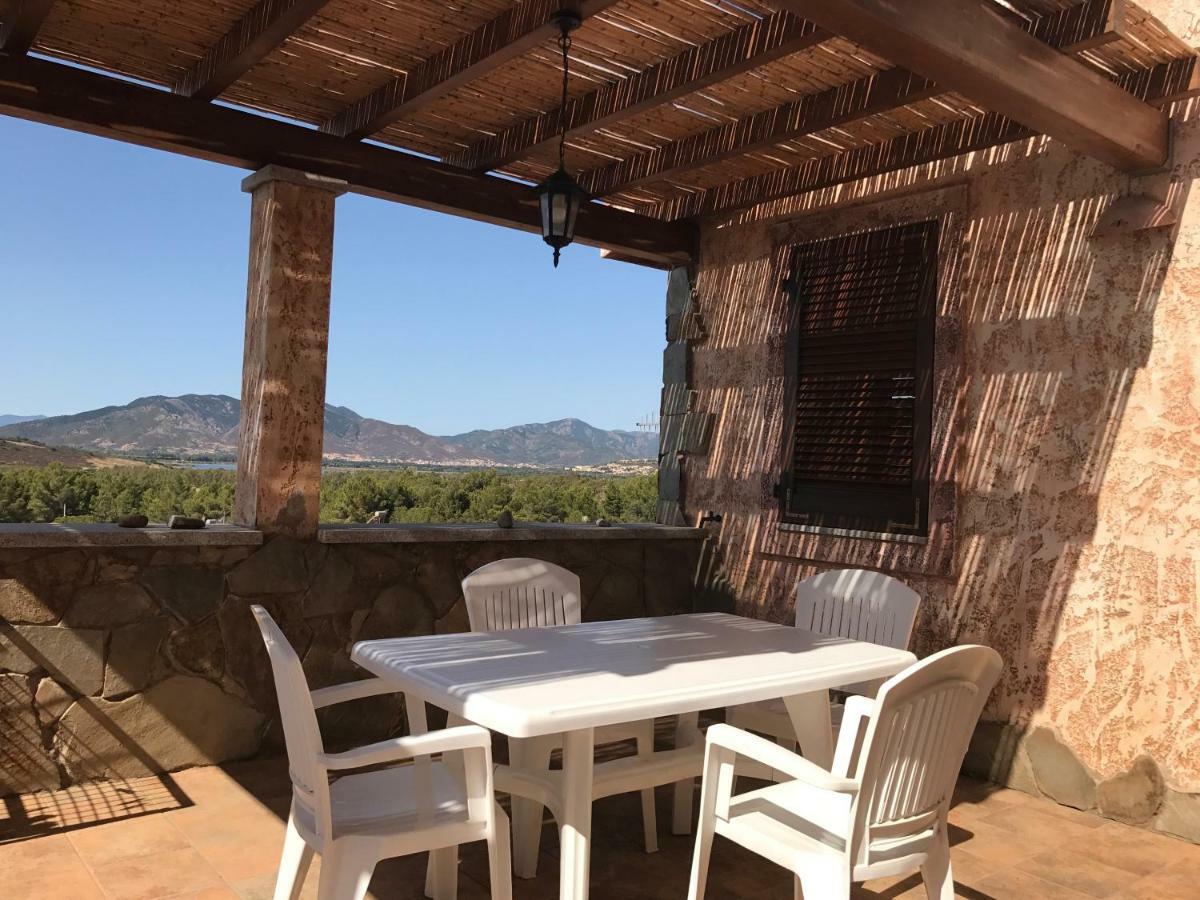 Villino Aurora Villa Villaputzu Luaran gambar
